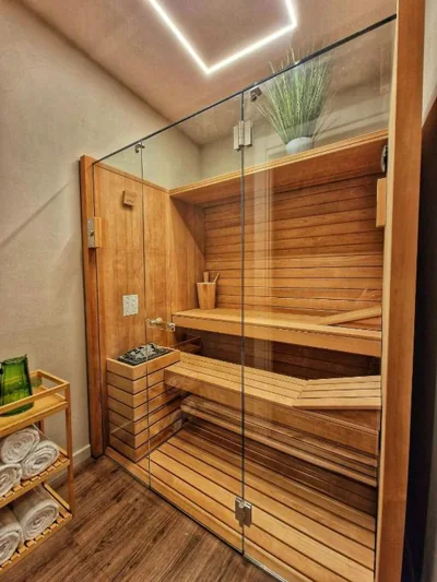 Private suite 82 – Photos 3