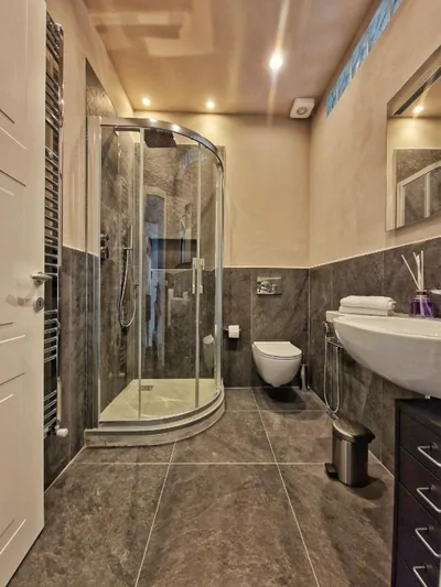Private suite 82 – Photos 11